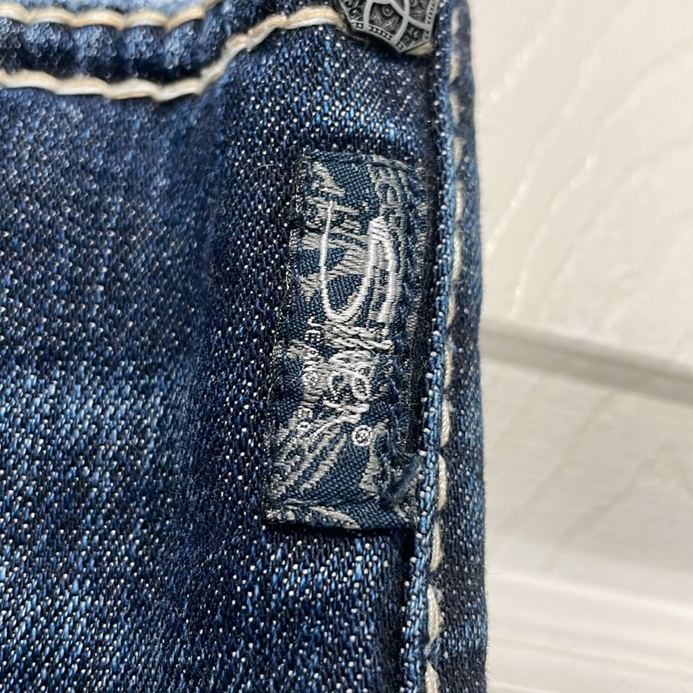 Silver Jeans - Picture 5 of 10